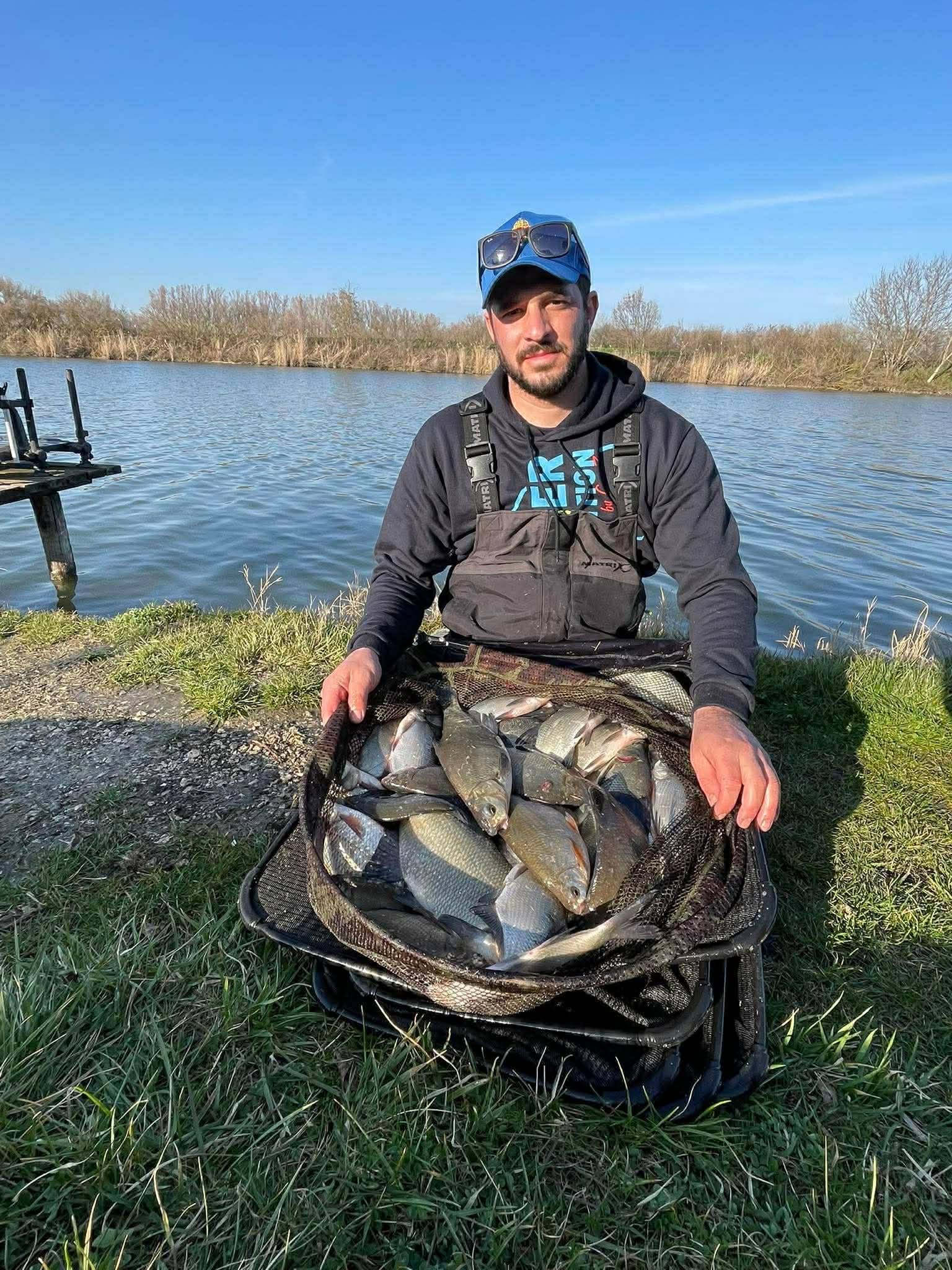 8704ea68-3e8b-473a-a4f7-60459e7c86c0